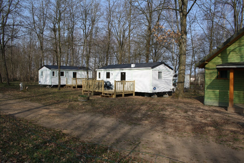 Vue éloignée des mobil-home