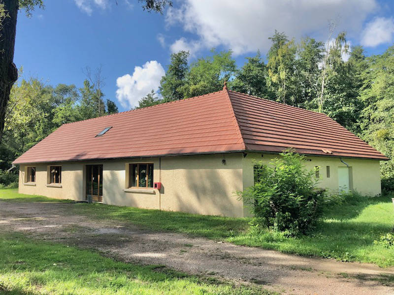 Bâtiment de la salle des fêtes, vue 3/4